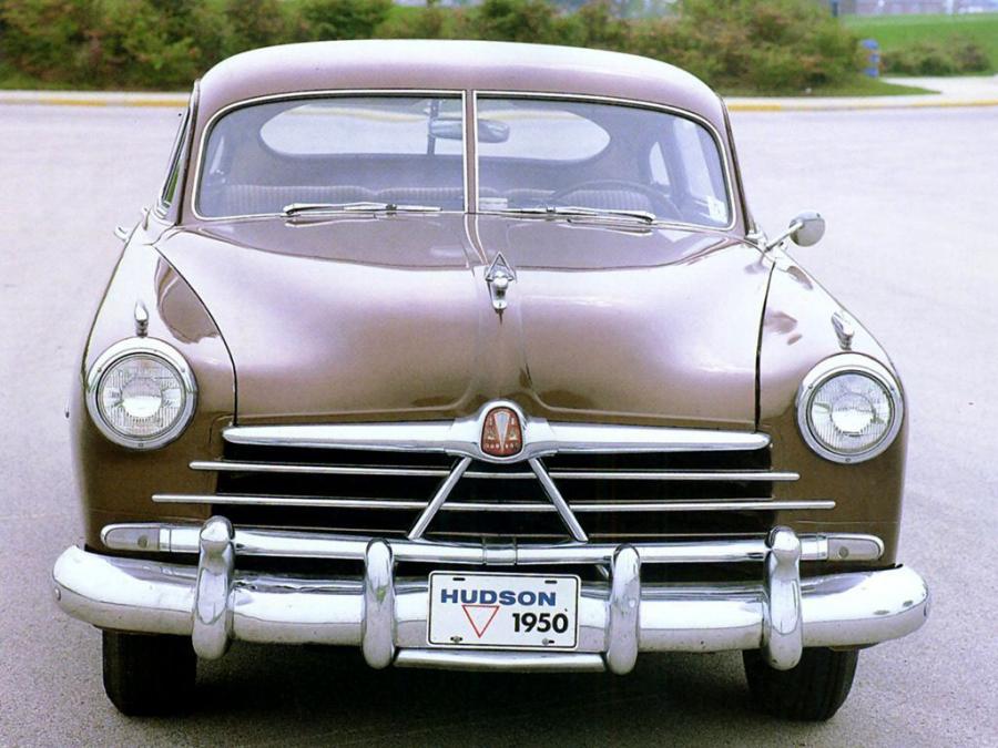  Hudson Commodore Sedan 1950 года  (фото 2 из 2)